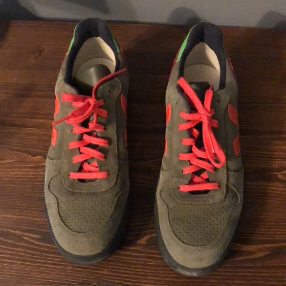 Veja V-10 Bastille Trainers in Olive and Black - Picture 11 of 14